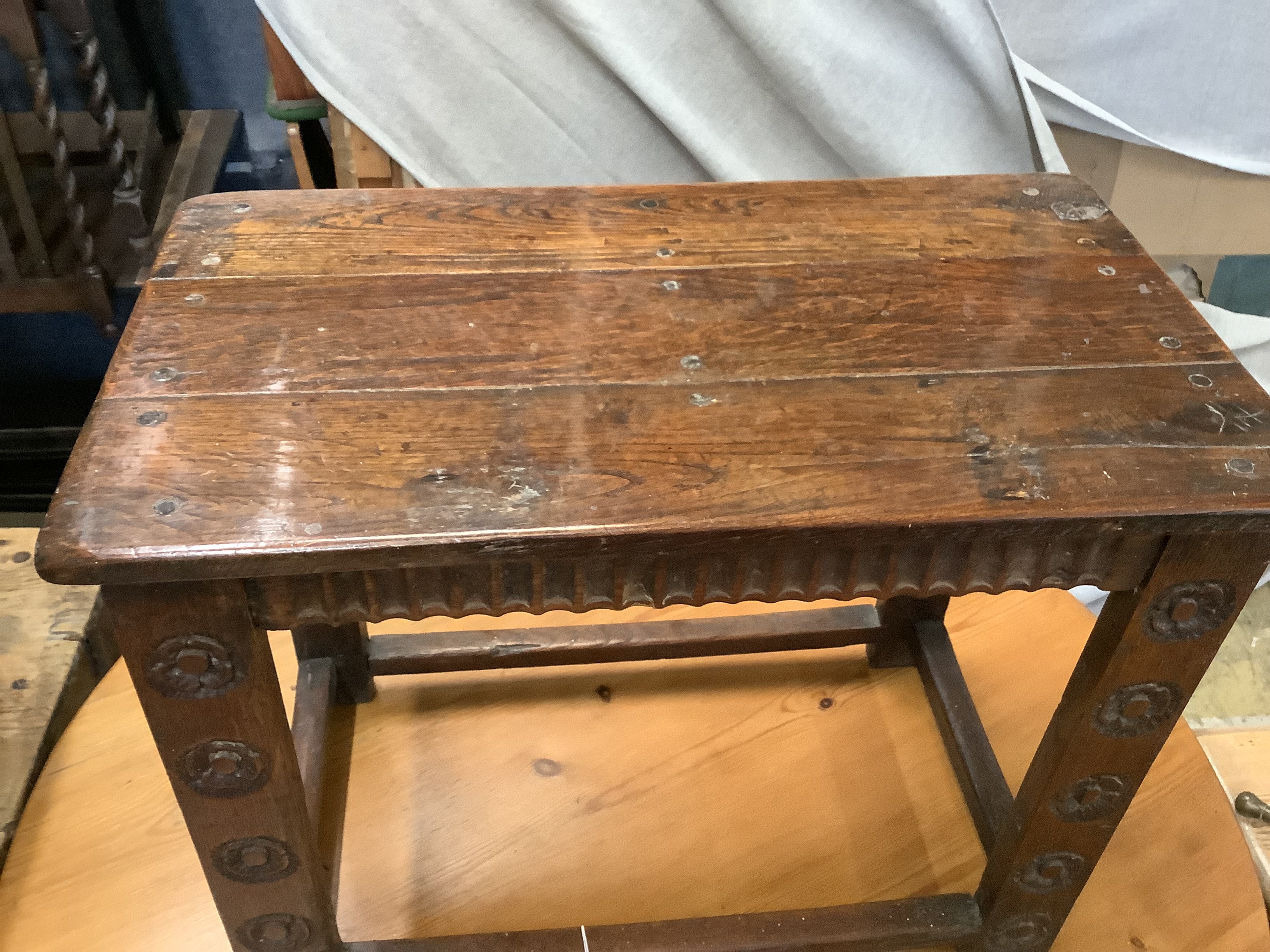 An 18th century style rectangular oak occasional table, length 74cm, depth 42cm, height 58cm